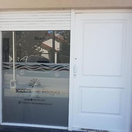 Hotel Rincon De Playa Мирамар Екстериор снимка